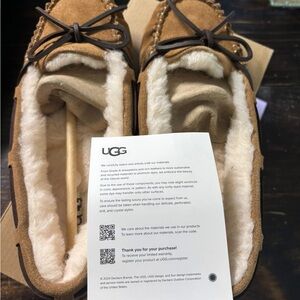 UGG Bella II Tan Box
